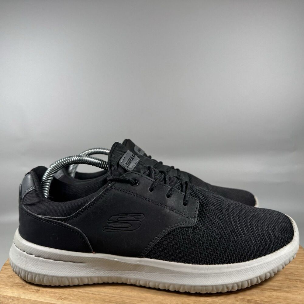 Skechers Mens Delson 3.0 58876 Black Running Shoes Sneakers Size 9